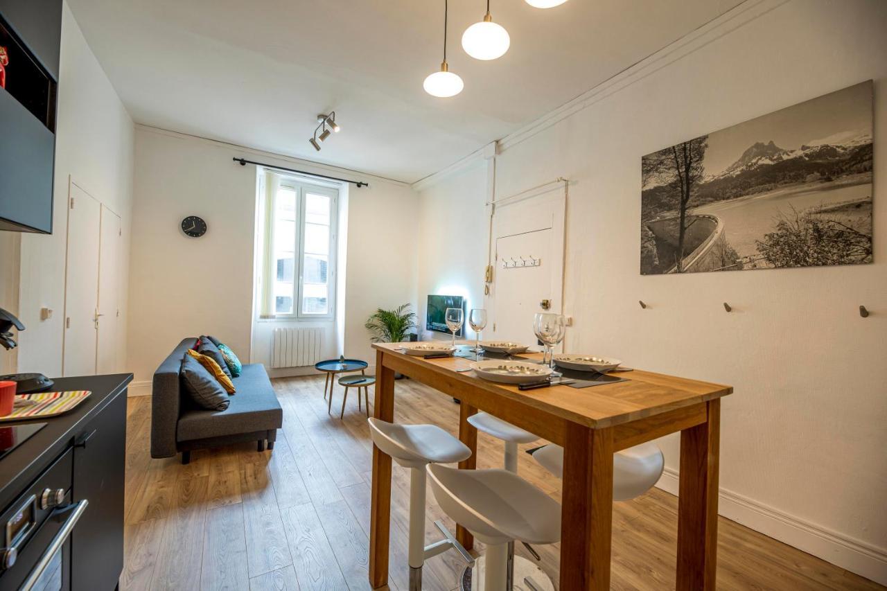 Coeur De Ville, Magnifique Appartement + Parking Pau Exteriér fotografie
